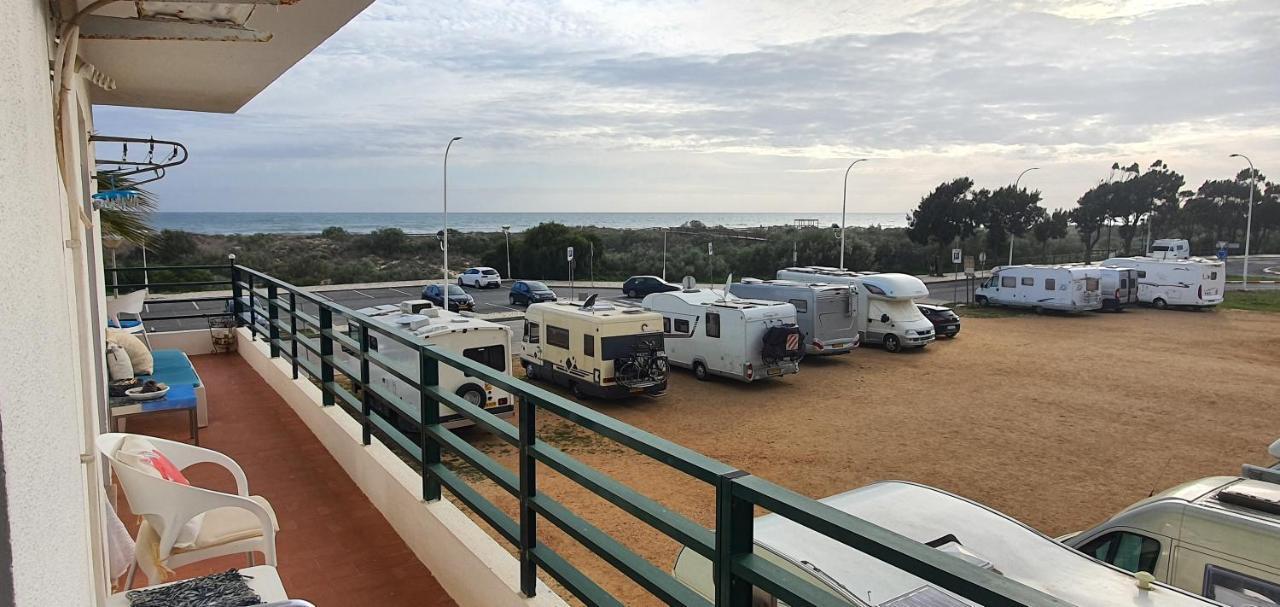 Monte Gordo T2 Frente Mar Daire Dış mekan fotoğraf