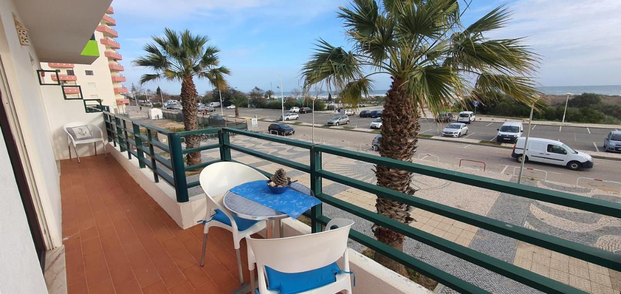 Monte Gordo T2 Frente Mar Daire Dış mekan fotoğraf