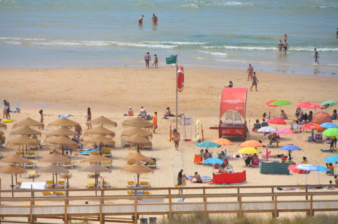 Monte Gordo T2 Frente Mar Daire Dış mekan fotoğraf